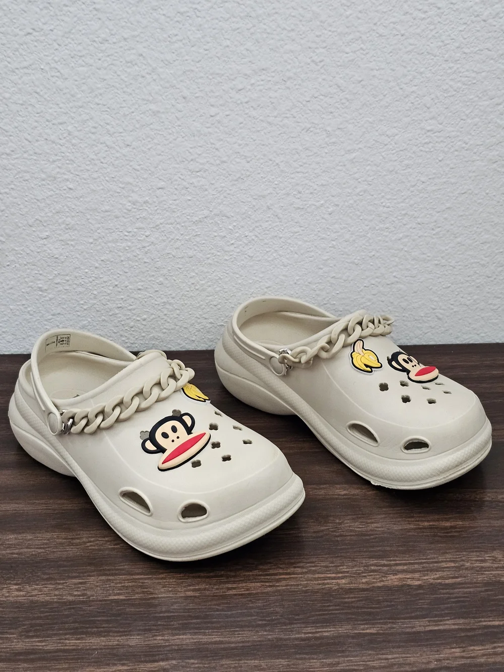 Paul Frank Monkey Clogs Off-White Cream Platform Sandals With Chain Charms, S:4
